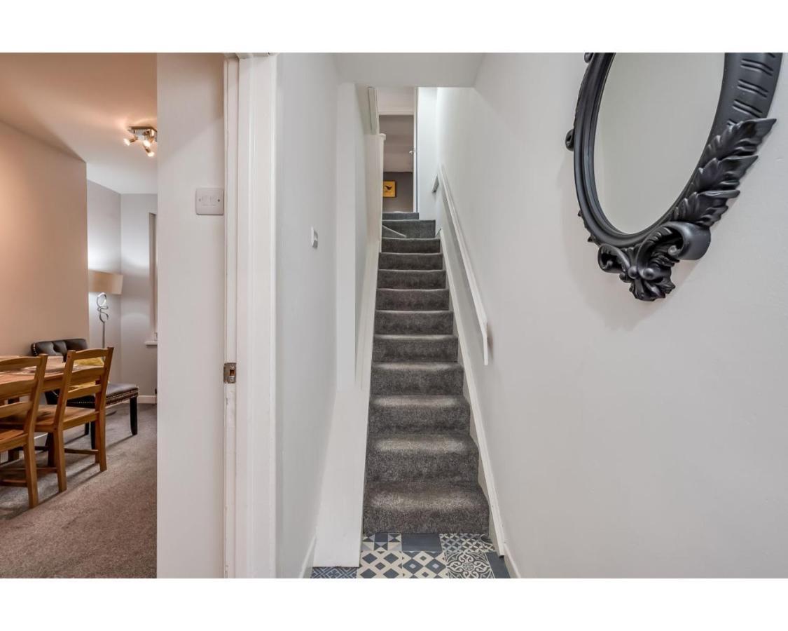 Central Belfast Apartments Ravenhill Екстериор снимка
